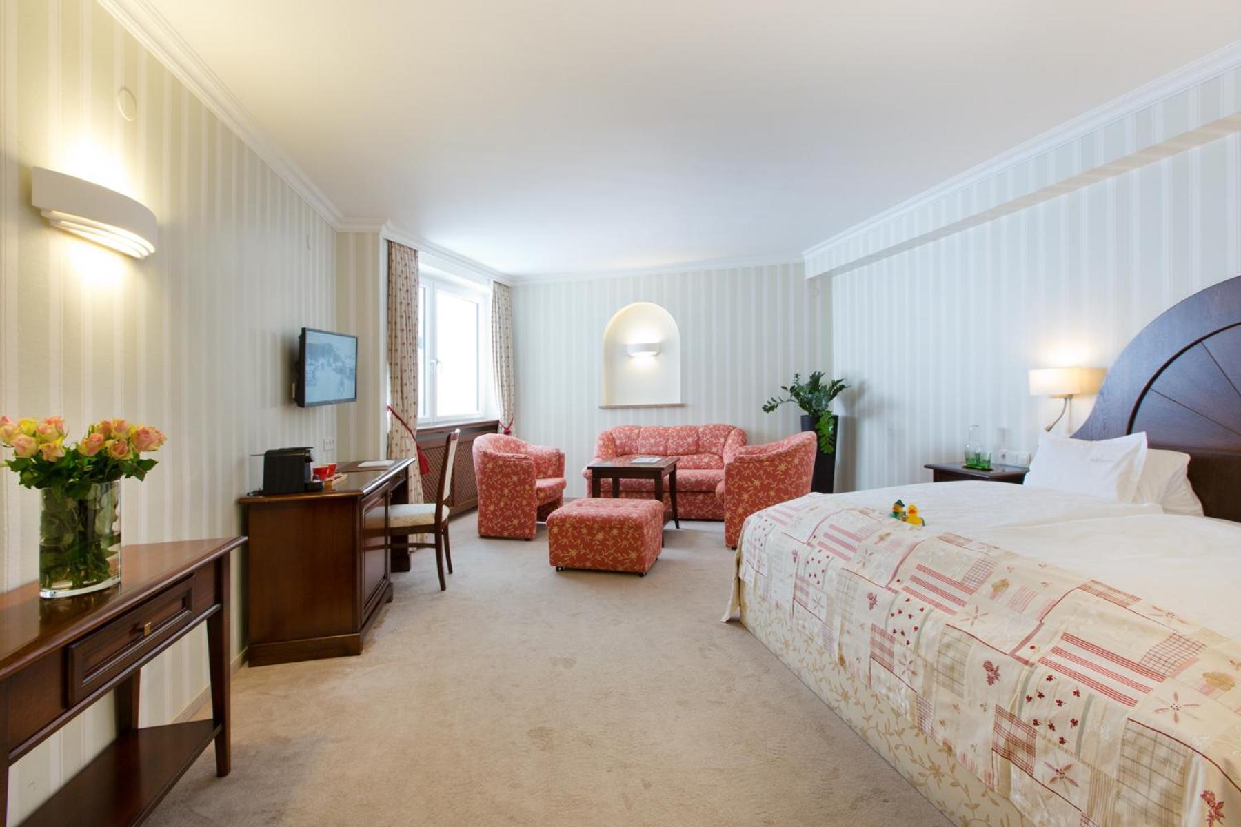 Hotel Albona Nova Zuers Bagian luar foto