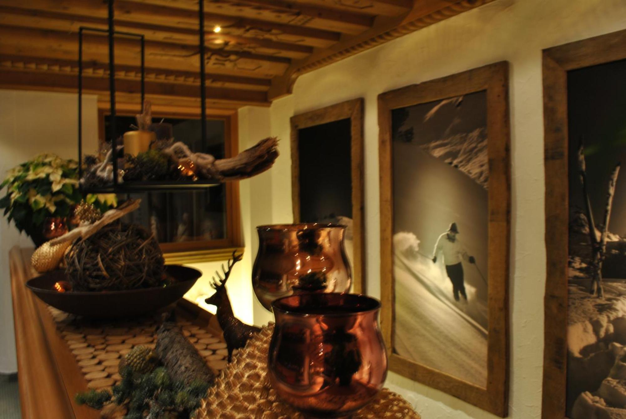 Hotel Albona Nova Zuers Bagian luar foto