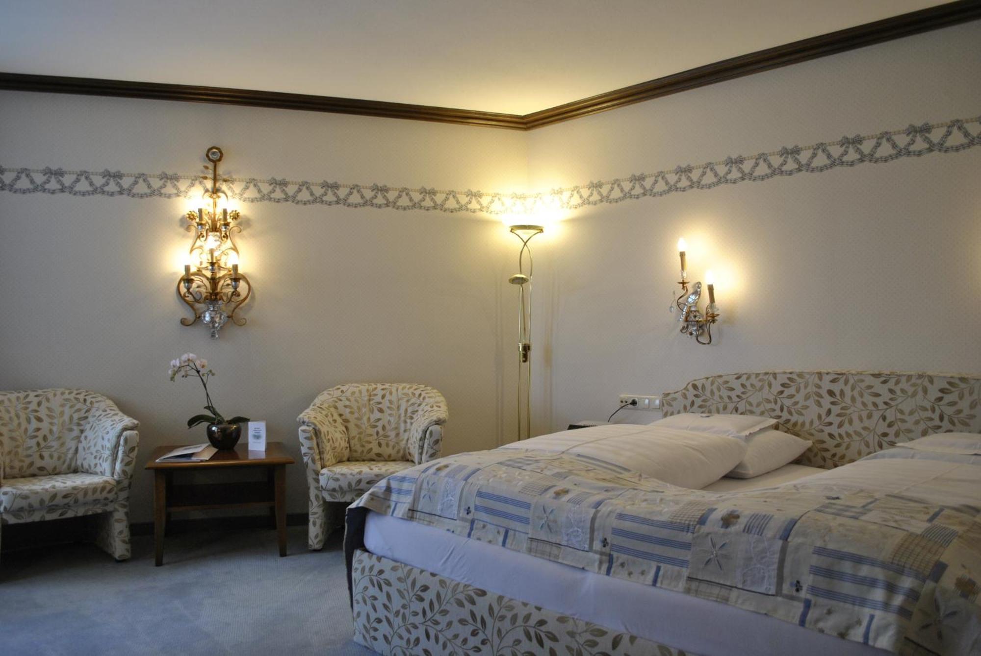 Hotel Albona Nova Zuers Bagian luar foto