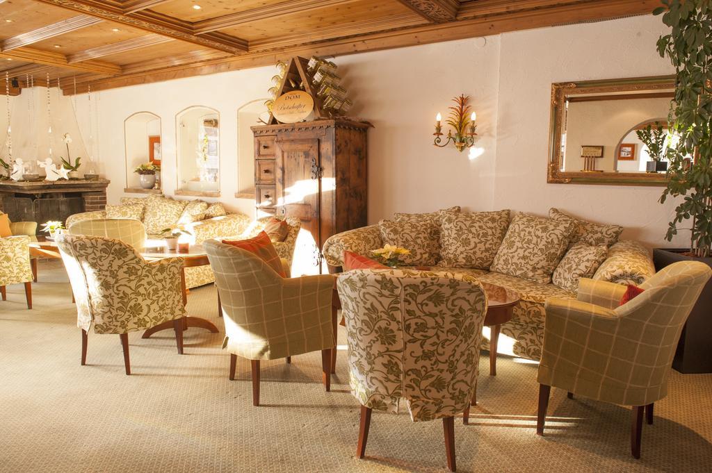 Hotel Albona Nova Zuers Bagian luar foto