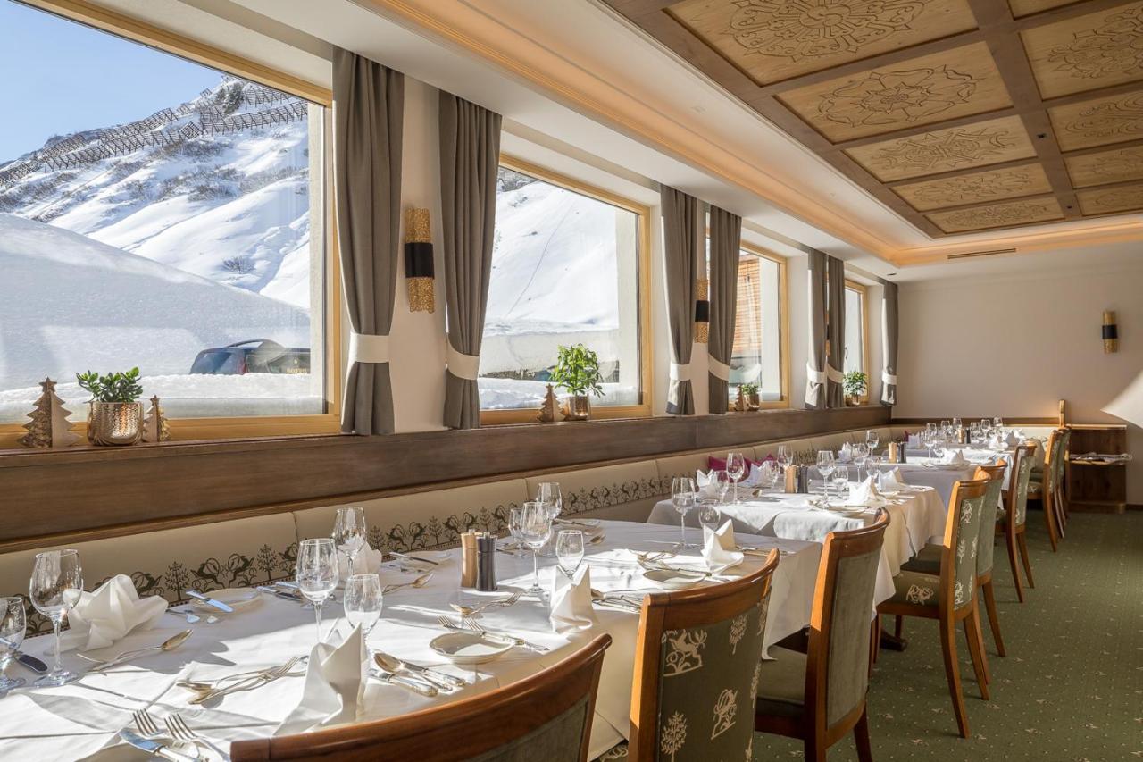 Hotel Albona Nova Zuers Bagian luar foto