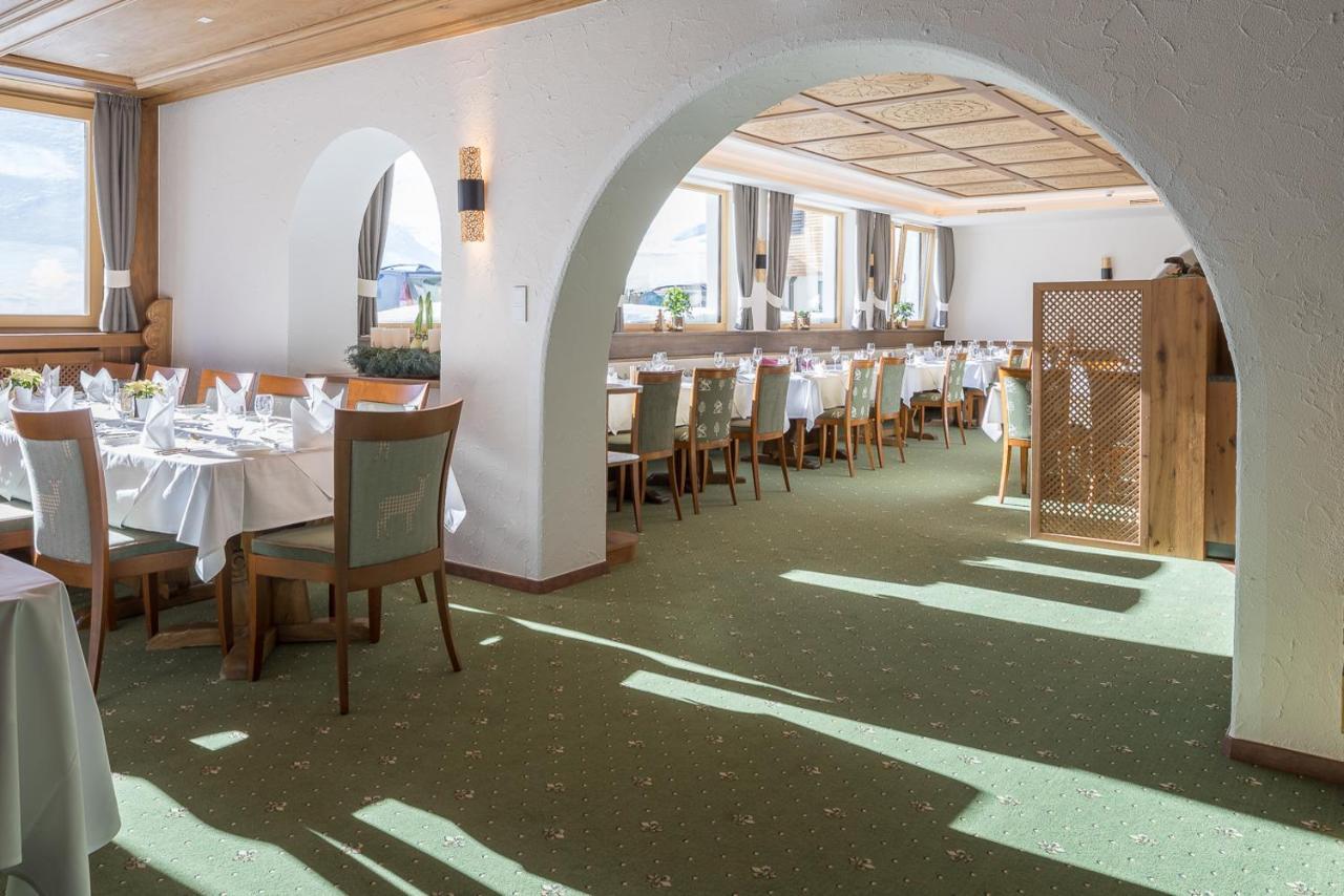 Hotel Albona Nova Zuers Bagian luar foto